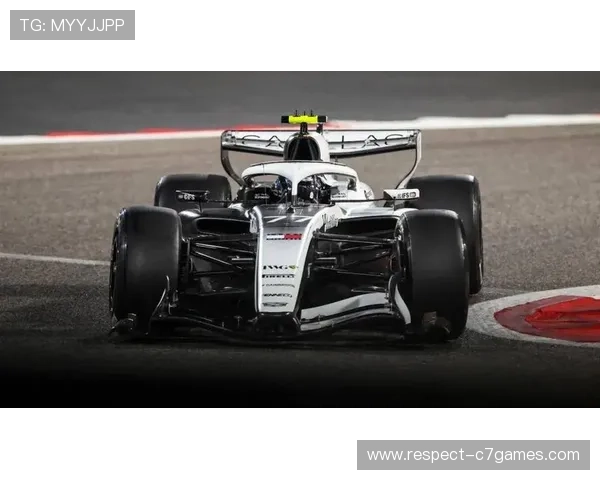 F1赛季最新动态揭秘车队策略与车手竞争新格局