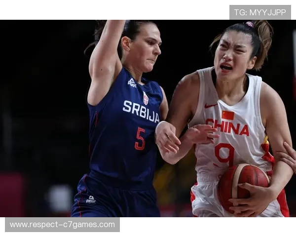 李梦引领中国女篮外线火力备战奥运资格赛 李梦引领中国女篮外线火力备战奥运资格赛